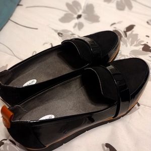 Dr. Scholl's Women Black Patent Leather/ Suede Dress Shoes 8.5M